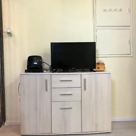 Lisbon, One Bedroom Apartment Near Beach In Oeiras * Oeiras