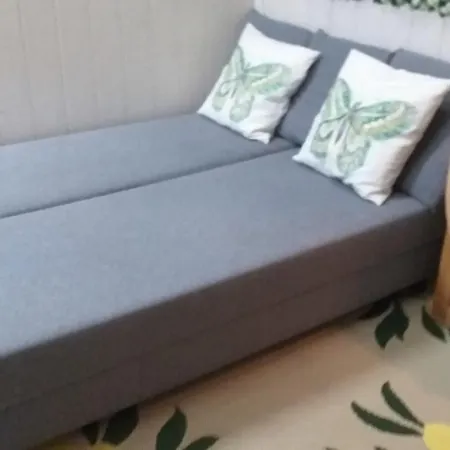 Lisbon, One Bedroom Apartment Near Beach In Oeiras *