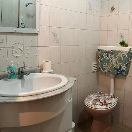 Lisbon, One Bedroom Apartment Near Beach In Oeiras Appartement *