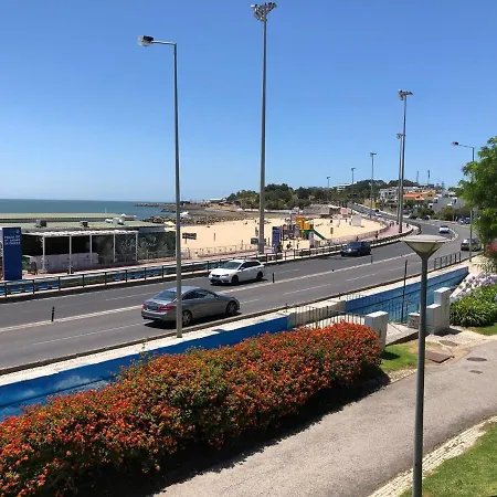 Lisbon, One Bedroom Apartment Near Beach In Oeiras