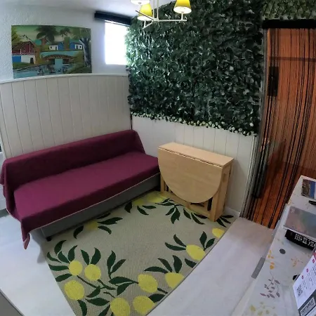 Lisbon, One Bedroom Apartment Near Beach In Oeiras